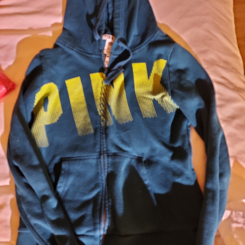 PINK HOODIE